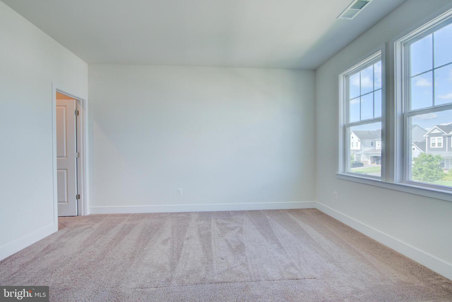 1119 THEMIS ST SE, LEESBURG, Virginia 20175, 5 Bedrooms Bedrooms, ,5 BathroomsBathrooms,Residential,For sale,1119 THEMIS ST SE,VALO2089920 MLS # VALO2089920