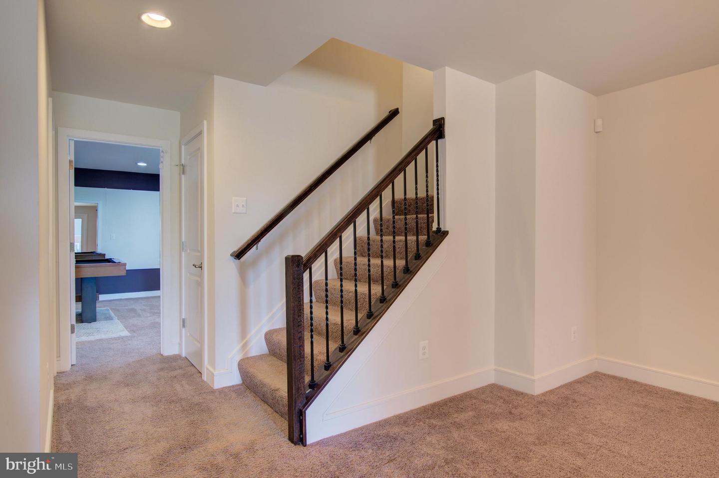 1119 THEMIS ST SE, LEESBURG, Virginia 20175, 5 Bedrooms Bedrooms, ,5 BathroomsBathrooms,Residential,For sale,1119 THEMIS ST SE,VALO2089920 MLS # VALO2089920