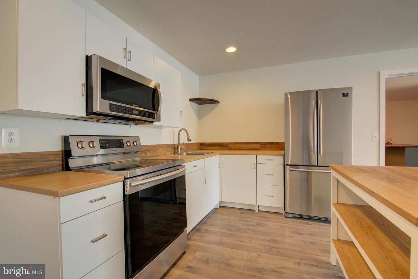 1119 THEMIS ST SE, LEESBURG, Virginia 20175, 5 Bedrooms Bedrooms, ,5 BathroomsBathrooms,Residential,For sale,1119 THEMIS ST SE,VALO2089920 MLS # VALO2089920