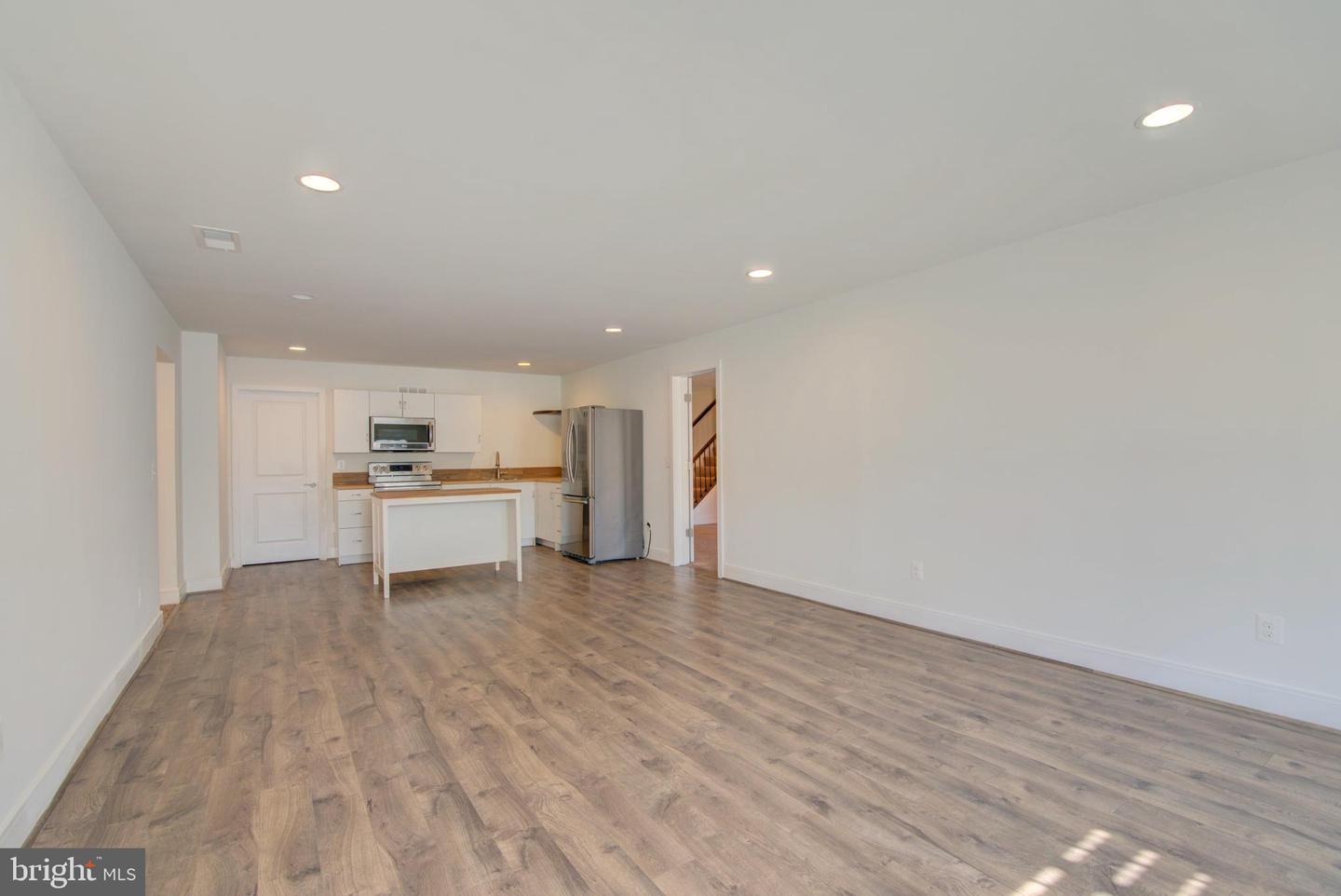1119 THEMIS ST SE, LEESBURG, Virginia 20175, 5 Bedrooms Bedrooms, ,5 BathroomsBathrooms,Residential,For sale,1119 THEMIS ST SE,VALO2089920 MLS # VALO2089920