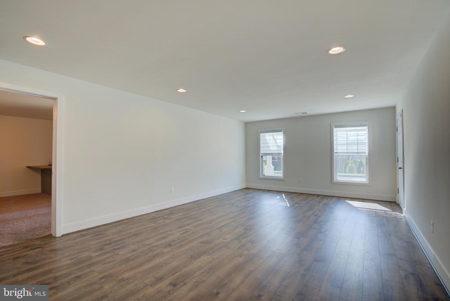1119 THEMIS ST SE, LEESBURG, Virginia 20175, 5 Bedrooms Bedrooms, ,5 BathroomsBathrooms,Residential,For sale,1119 THEMIS ST SE,VALO2089920 MLS # VALO2089920