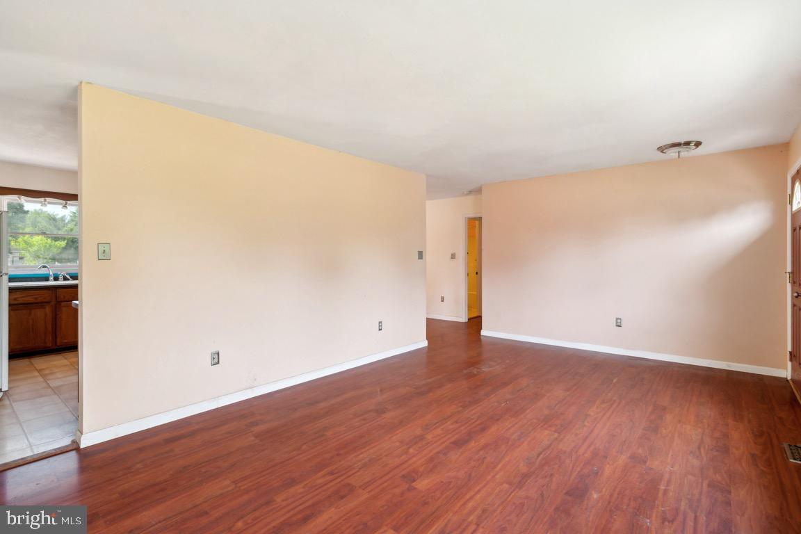6621 SCHOOLHOUSE RD, BEALETON, Virginia 22712, 4 Bedrooms Bedrooms, ,3 BathroomsBathrooms,Residential,For sale,6621 SCHOOLHOUSE RD,VAFQ2015662 MLS # VAFQ2015662