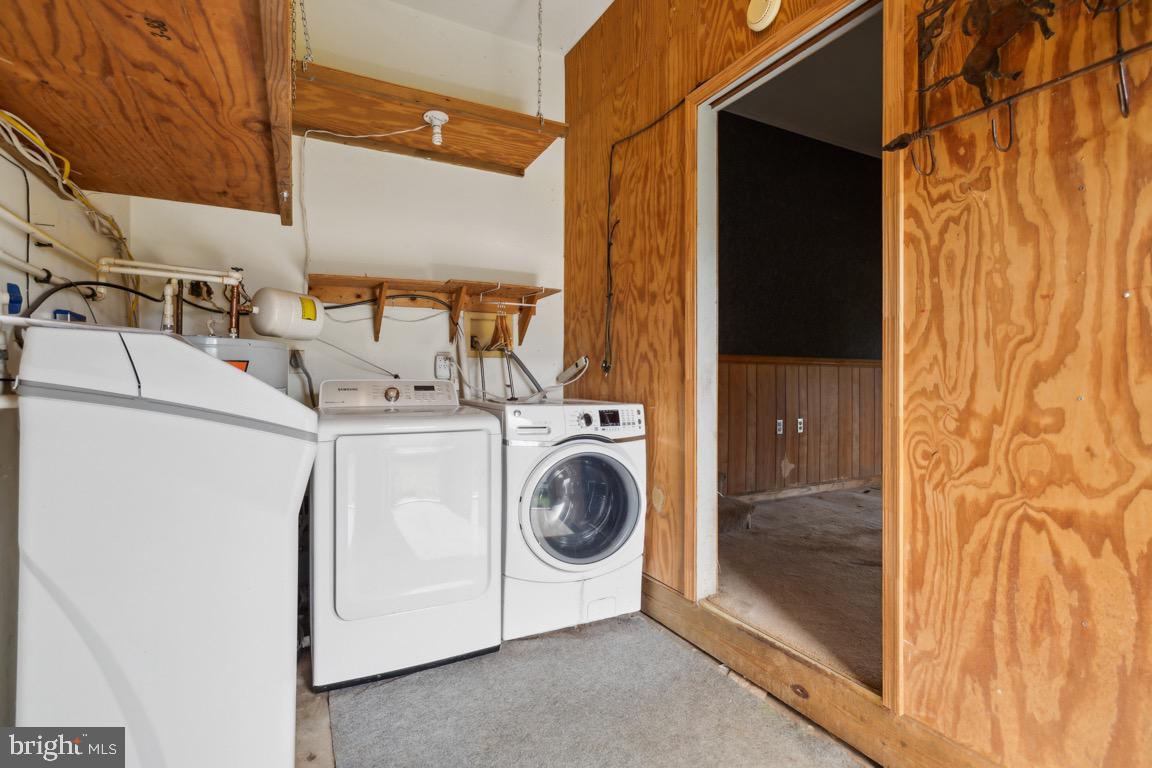 6621 SCHOOLHOUSE RD, BEALETON, Virginia 22712, 4 Bedrooms Bedrooms, ,3 BathroomsBathrooms,Residential,For sale,6621 SCHOOLHOUSE RD,VAFQ2015662 MLS # VAFQ2015662