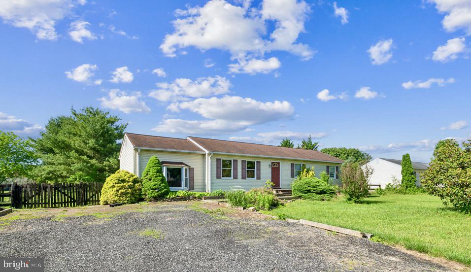 6621 SCHOOLHOUSE RD, BEALETON, Virginia 22712, 4 Bedrooms Bedrooms, ,3 BathroomsBathrooms,Residential,For sale,6621 SCHOOLHOUSE RD,VAFQ2015662 MLS # VAFQ2015662