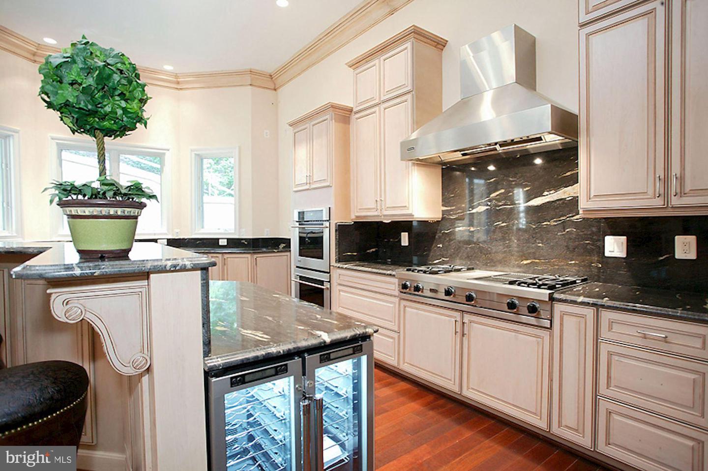 1347 KIRBY RD, MCLEAN, Virginia 22101, 7 Bedrooms Bedrooms, ,7 BathroomsBathrooms,Residential,For sale,1347 KIRBY RD,VAFX2225480 MLS # VAFX2225480