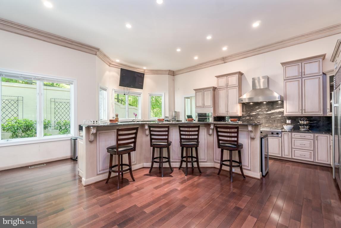 1347 KIRBY RD, MCLEAN, Virginia 22101, 7 Bedrooms Bedrooms, ,7 BathroomsBathrooms,Residential,For sale,1347 KIRBY RD,VAFX2225480 MLS # VAFX2225480