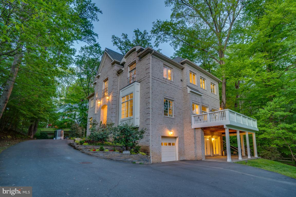 1347 KIRBY RD, MCLEAN, Virginia 22101, 7 Bedrooms Bedrooms, ,7 BathroomsBathrooms,Residential,For sale,1347 KIRBY RD,VAFX2225480 MLS # VAFX2225480