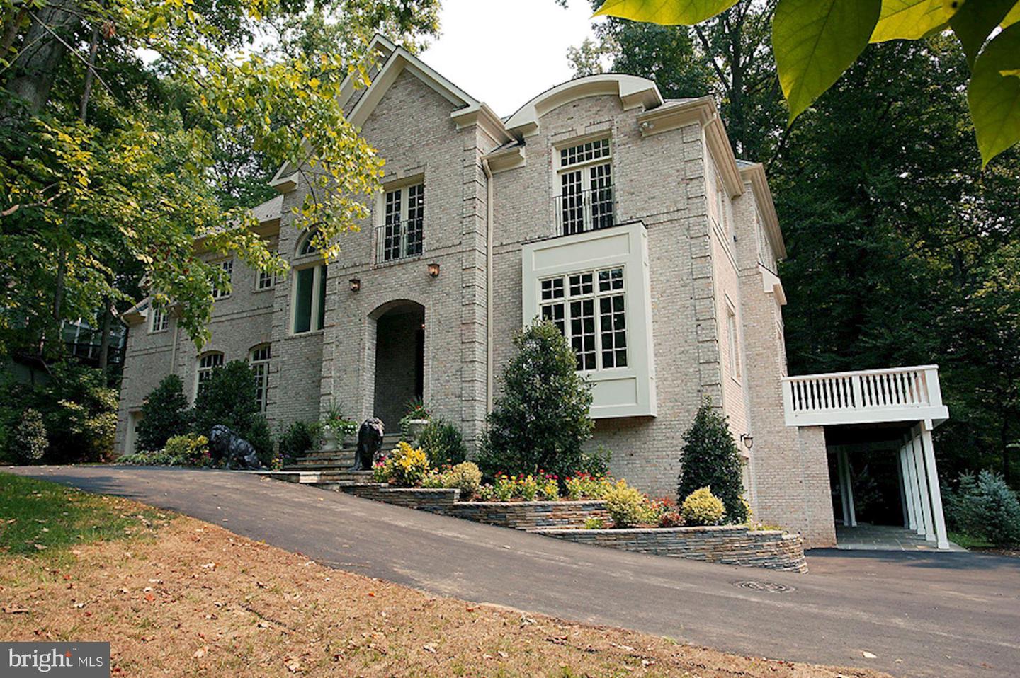 1347 KIRBY RD, MCLEAN, Virginia 22101, 7 Bedrooms Bedrooms, ,7 BathroomsBathrooms,Residential,For sale,1347 KIRBY RD,VAFX2225480 MLS # VAFX2225480