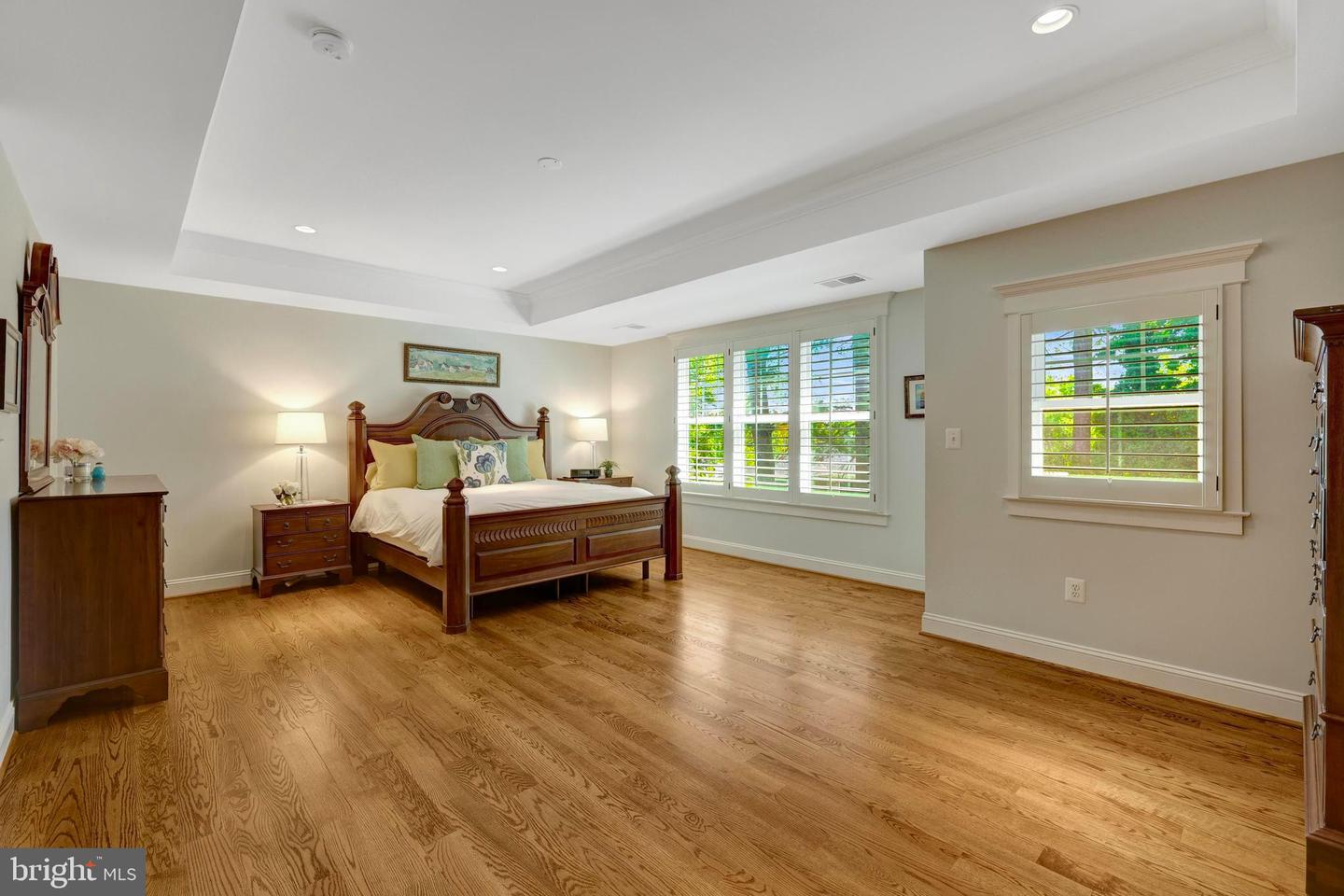309 CHARLES ST SE, VIENNA, Virginia 22180, 6 Bedrooms Bedrooms, ,5 BathroomsBathrooms,Residential,For sale,309 CHARLES ST SE,VAFX2227818 MLS # VAFX2227818