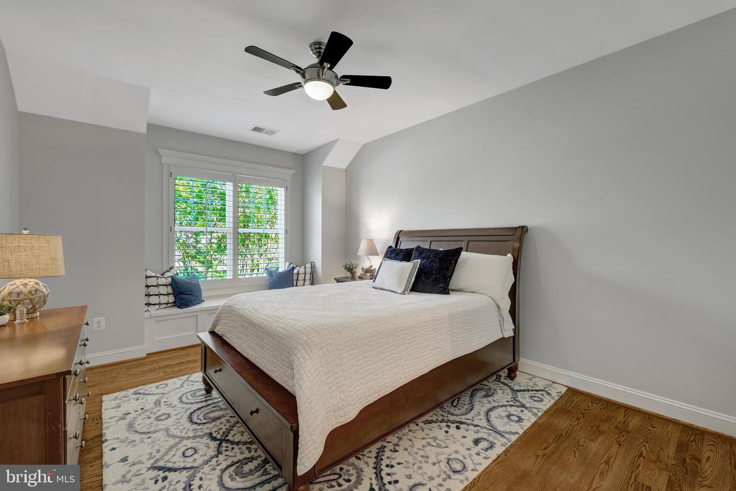 309 CHARLES ST SE, VIENNA, Virginia 22180, 6 Bedrooms Bedrooms, ,5 BathroomsBathrooms,Residential,For sale,309 CHARLES ST SE,VAFX2227818 MLS # VAFX2227818