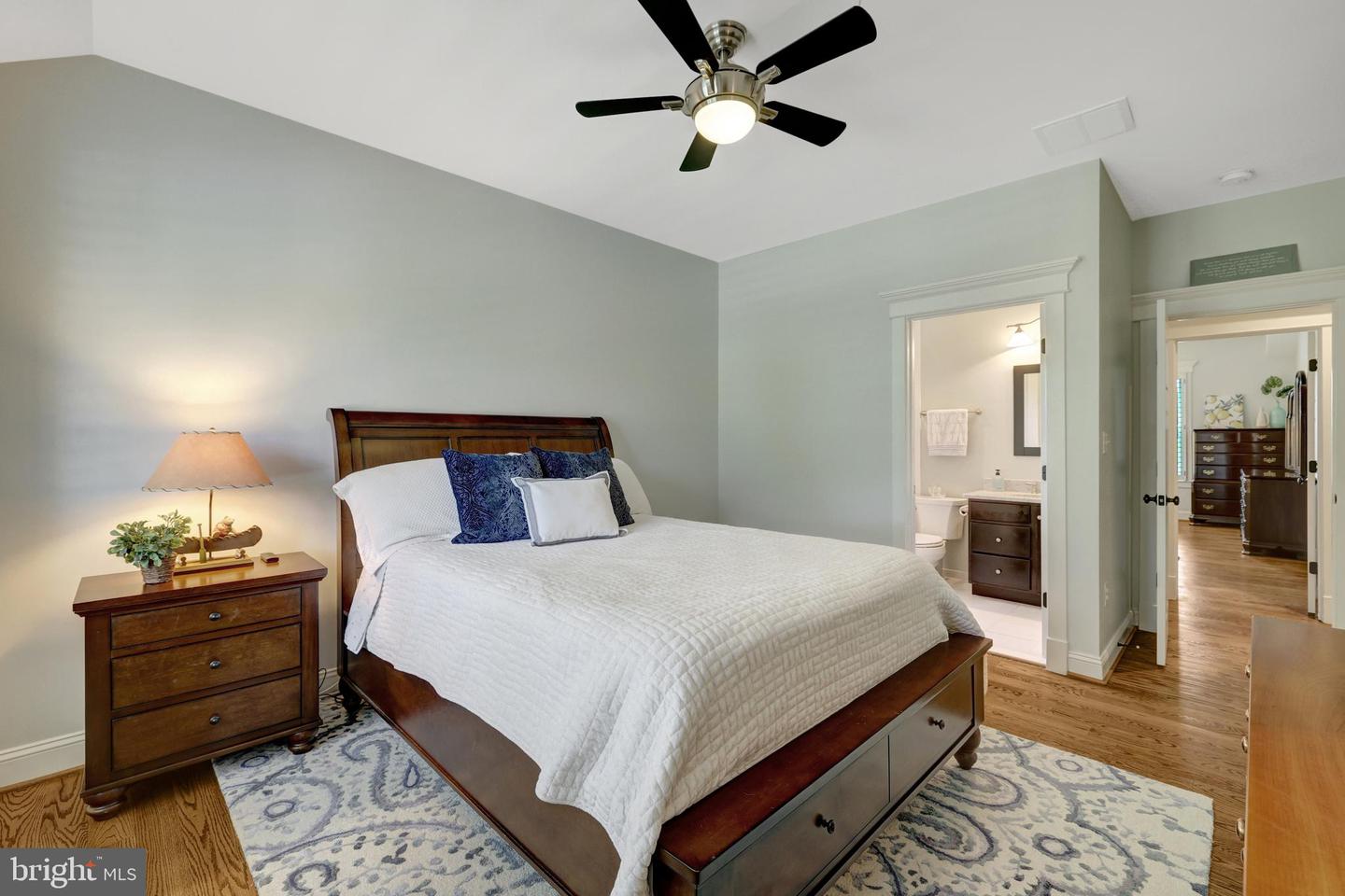 309 CHARLES ST SE, VIENNA, Virginia 22180, 6 Bedrooms Bedrooms, ,5 BathroomsBathrooms,Residential,For sale,309 CHARLES ST SE,VAFX2227818 MLS # VAFX2227818