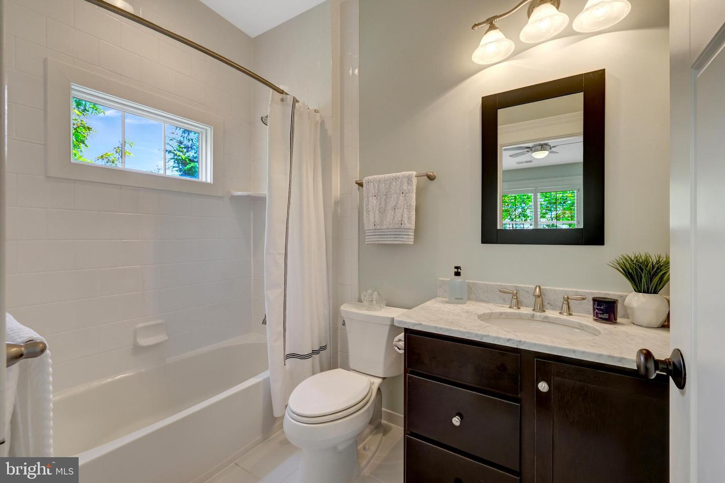 309 CHARLES ST SE, VIENNA, Virginia 22180, 6 Bedrooms Bedrooms, ,5 BathroomsBathrooms,Residential,For sale,309 CHARLES ST SE,VAFX2227818 MLS # VAFX2227818