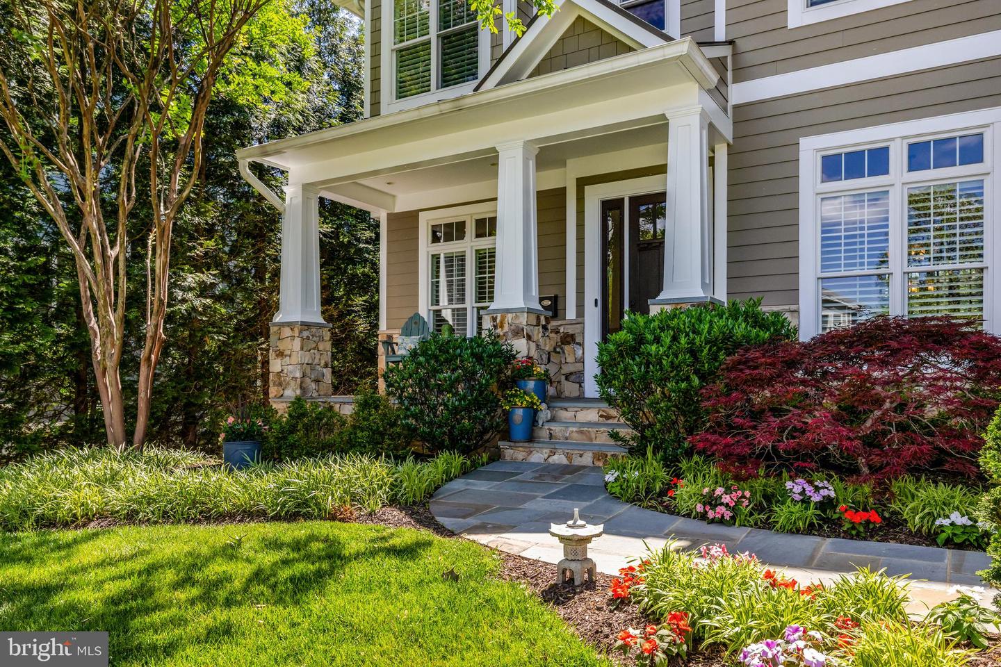 309 CHARLES ST SE, VIENNA, Virginia 22180, 6 Bedrooms Bedrooms, ,5 BathroomsBathrooms,Residential,For sale,309 CHARLES ST SE,VAFX2227818 MLS # VAFX2227818