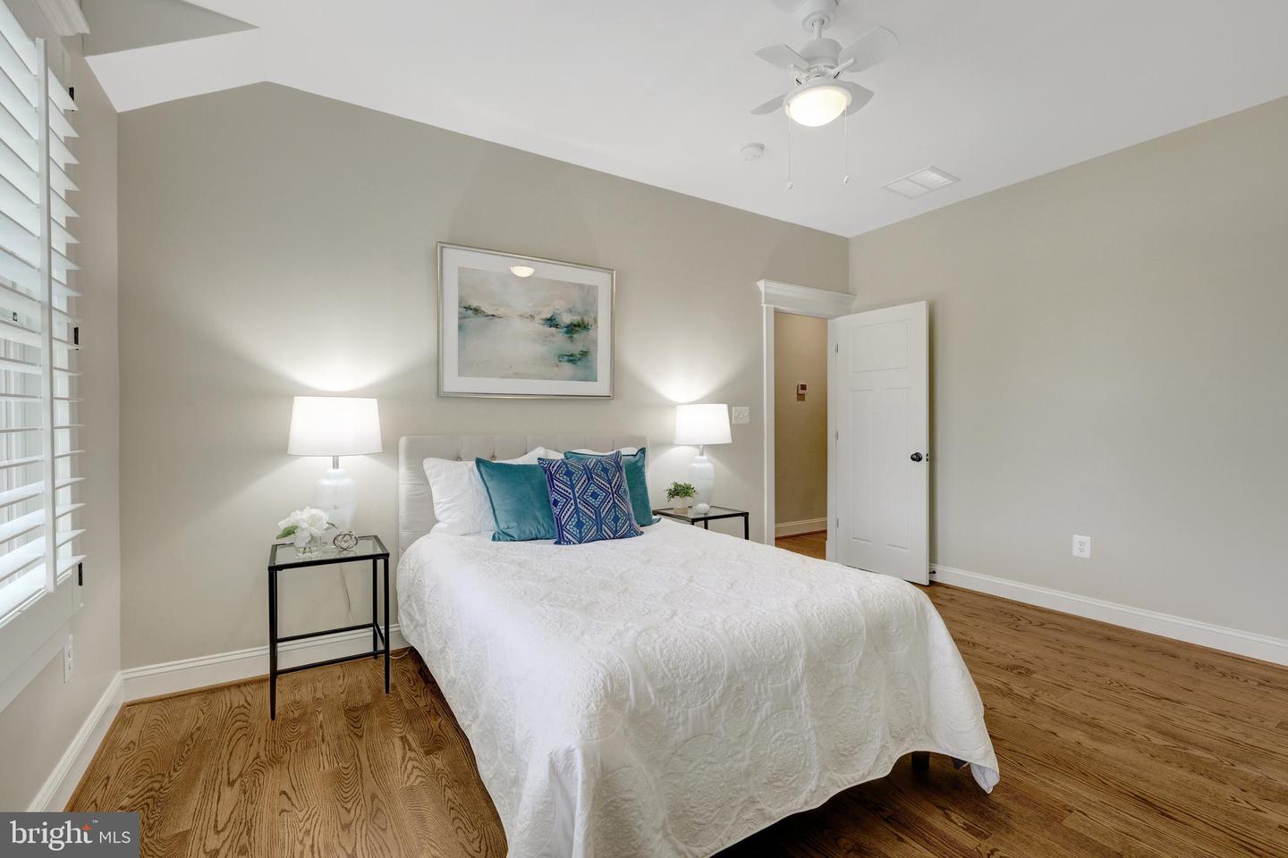 309 CHARLES ST SE, VIENNA, Virginia 22180, 6 Bedrooms Bedrooms, ,5 BathroomsBathrooms,Residential,For sale,309 CHARLES ST SE,VAFX2227818 MLS # VAFX2227818