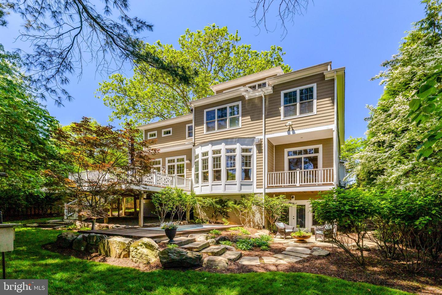 309 CHARLES ST SE, VIENNA, Virginia 22180, 6 Bedrooms Bedrooms, ,5 BathroomsBathrooms,Residential,For sale,309 CHARLES ST SE,VAFX2227818 MLS # VAFX2227818