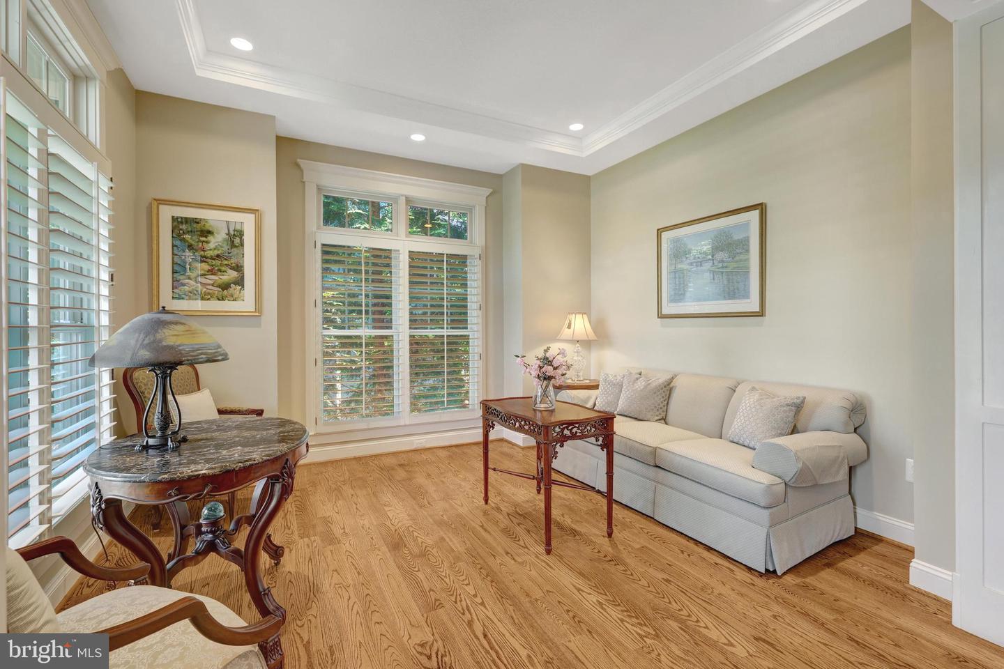 309 CHARLES ST SE, VIENNA, Virginia 22180, 6 Bedrooms Bedrooms, ,5 BathroomsBathrooms,Residential,For sale,309 CHARLES ST SE,VAFX2227818 MLS # VAFX2227818