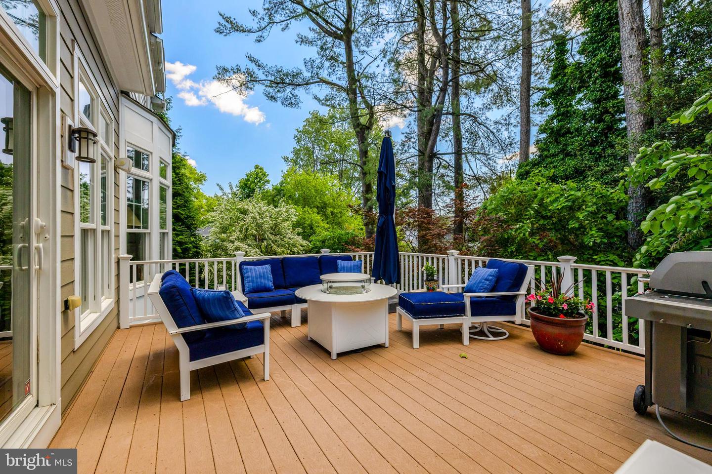 309 CHARLES ST SE, VIENNA, Virginia 22180, 6 Bedrooms Bedrooms, ,5 BathroomsBathrooms,Residential,For sale,309 CHARLES ST SE,VAFX2227818 MLS # VAFX2227818