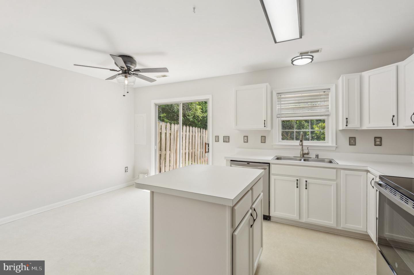 10613 LIMBURG CT, FREDERICKSBURG, Virginia 22408, 2 Bedrooms Bedrooms, ,2 BathroomsBathrooms,Residential,For sale,10613 LIMBURG CT,VASP2031472 MLS # VASP2031472
