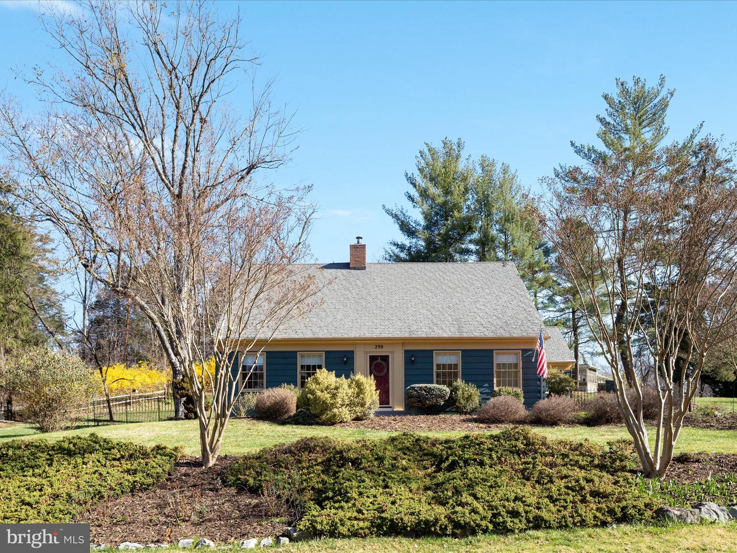 298 WALNUT DR, FRONT ROYAL, Virginia 22630, 4 Bedrooms Bedrooms, 8 Rooms Rooms,2 BathroomsBathrooms,Residential,For sale,298 WALNUT DR,VAWR2010724 MLS # VAWR2010724