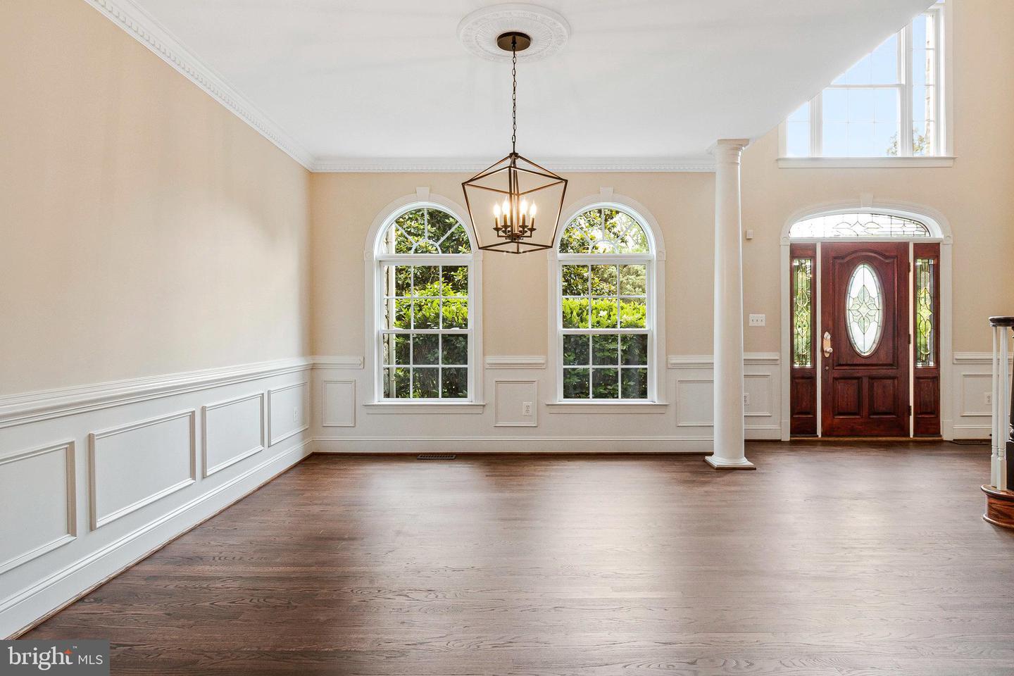 2504 SHERWOOD HALL LN, ALEXANDRIA, Virginia 22306, 5 Bedrooms Bedrooms, ,4 BathroomsBathrooms,Residential,For sale,2504 SHERWOOD HALL LN,VAFX2230476 MLS # VAFX2230476