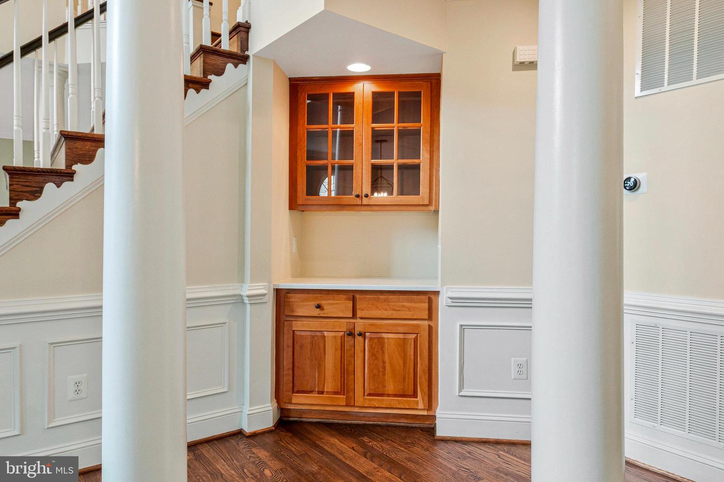 2504 SHERWOOD HALL LN, ALEXANDRIA, Virginia 22306, 5 Bedrooms Bedrooms, ,4 BathroomsBathrooms,Residential,For sale,2504 SHERWOOD HALL LN,VAFX2230476 MLS # VAFX2230476