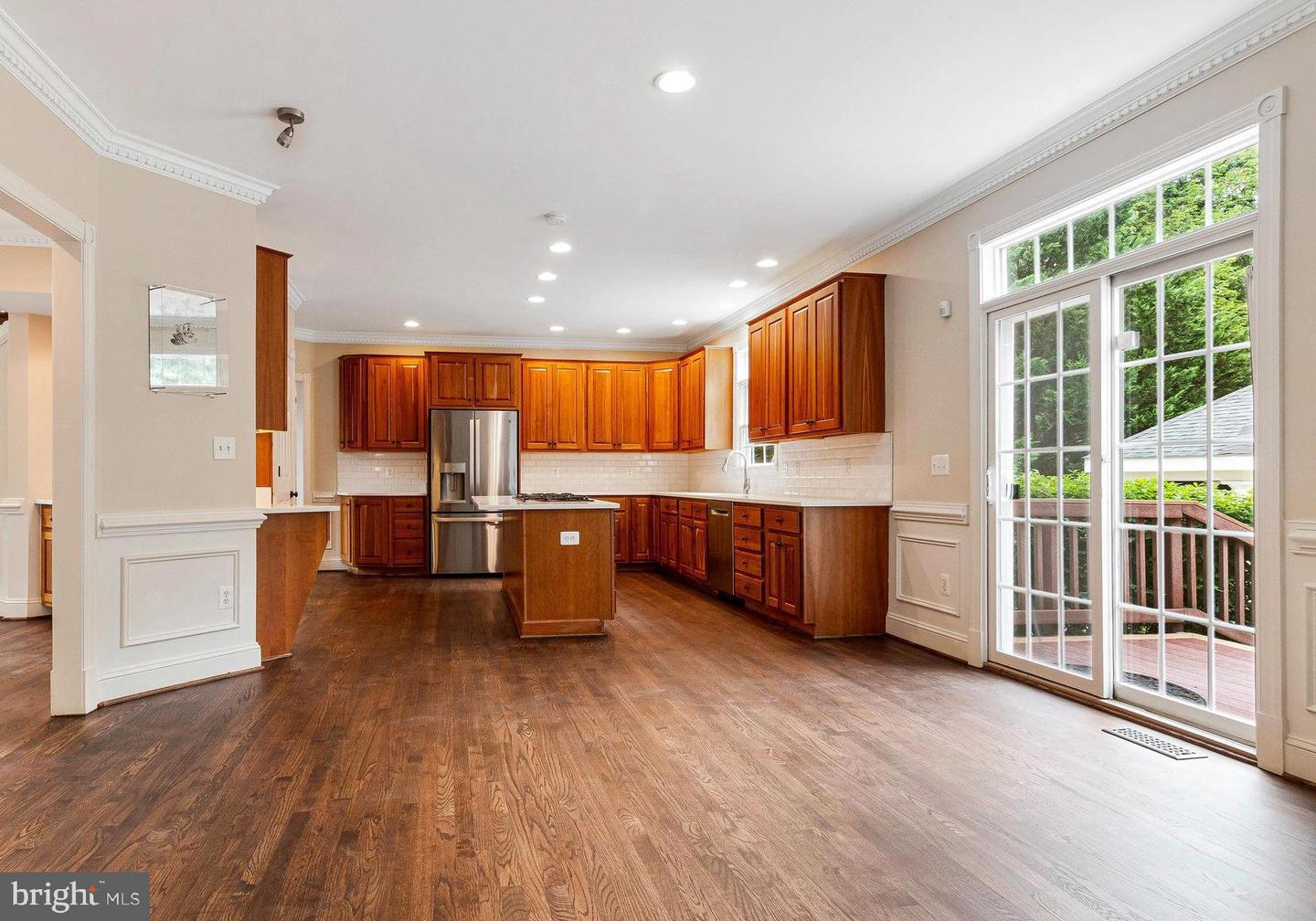 2504 SHERWOOD HALL LN, ALEXANDRIA, Virginia 22306, 5 Bedrooms Bedrooms, ,4 BathroomsBathrooms,Residential,For sale,2504 SHERWOOD HALL LN,VAFX2230476 MLS # VAFX2230476