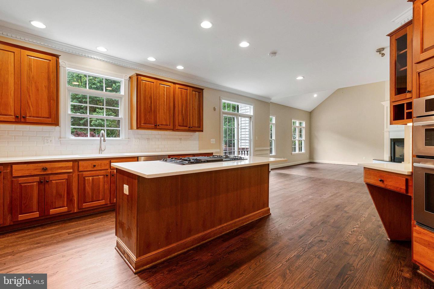 2504 SHERWOOD HALL LN, ALEXANDRIA, Virginia 22306, 5 Bedrooms Bedrooms, ,4 BathroomsBathrooms,Residential,For sale,2504 SHERWOOD HALL LN,VAFX2230476 MLS # VAFX2230476