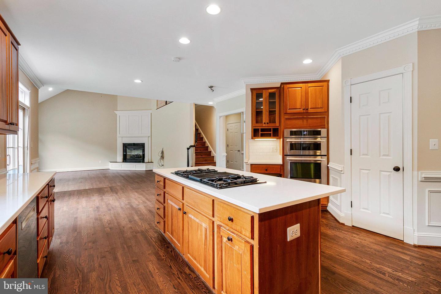 2504 SHERWOOD HALL LN, ALEXANDRIA, Virginia 22306, 5 Bedrooms Bedrooms, ,4 BathroomsBathrooms,Residential,For sale,2504 SHERWOOD HALL LN,VAFX2230476 MLS # VAFX2230476