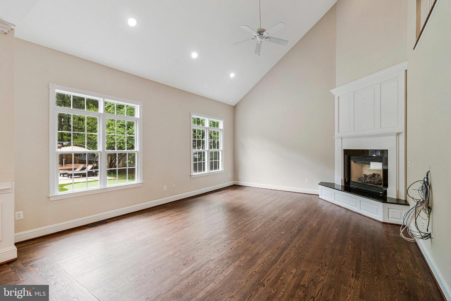 2504 SHERWOOD HALL LN, ALEXANDRIA, Virginia 22306, 5 Bedrooms Bedrooms, ,4 BathroomsBathrooms,Residential,For sale,2504 SHERWOOD HALL LN,VAFX2230476 MLS # VAFX2230476