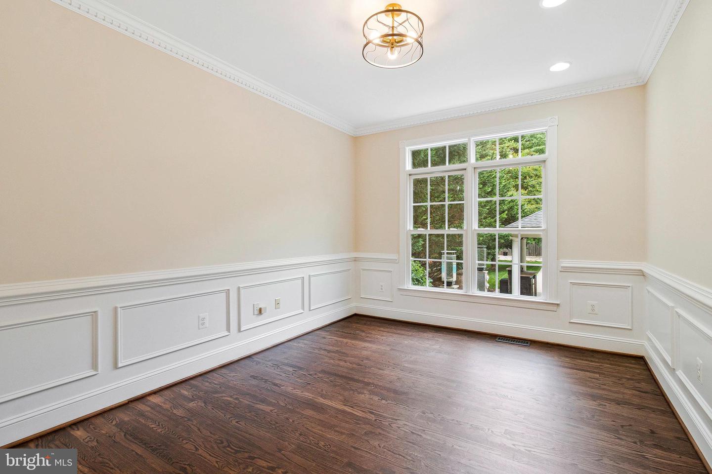 2504 SHERWOOD HALL LN, ALEXANDRIA, Virginia 22306, 5 Bedrooms Bedrooms, ,4 BathroomsBathrooms,Residential,For sale,2504 SHERWOOD HALL LN,VAFX2230476 MLS # VAFX2230476
