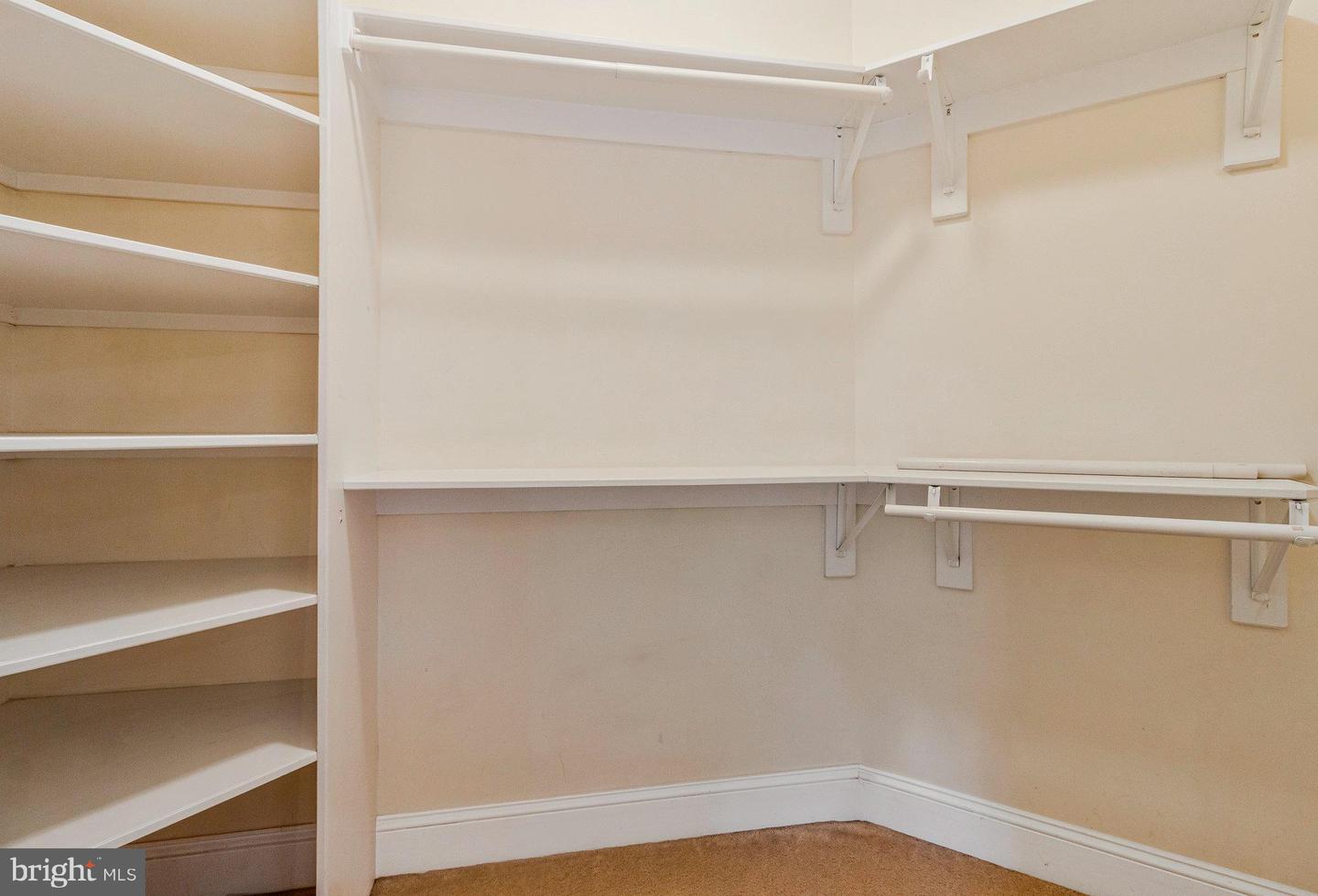 2504 SHERWOOD HALL LN, ALEXANDRIA, Virginia 22306, 5 Bedrooms Bedrooms, ,4 BathroomsBathrooms,Residential,For sale,2504 SHERWOOD HALL LN,VAFX2230476 MLS # VAFX2230476
