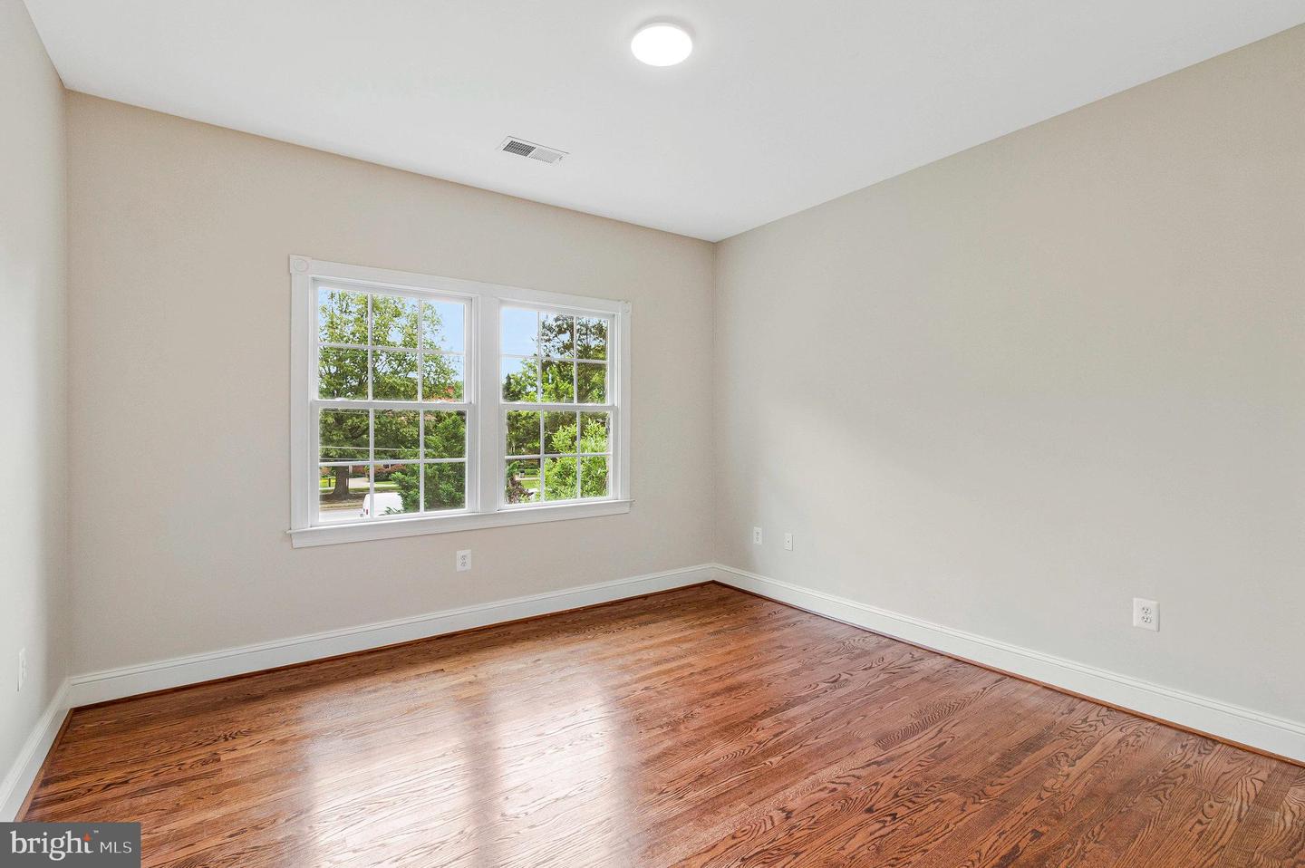2504 SHERWOOD HALL LN, ALEXANDRIA, Virginia 22306, 5 Bedrooms Bedrooms, ,4 BathroomsBathrooms,Residential,For sale,2504 SHERWOOD HALL LN,VAFX2230476 MLS # VAFX2230476