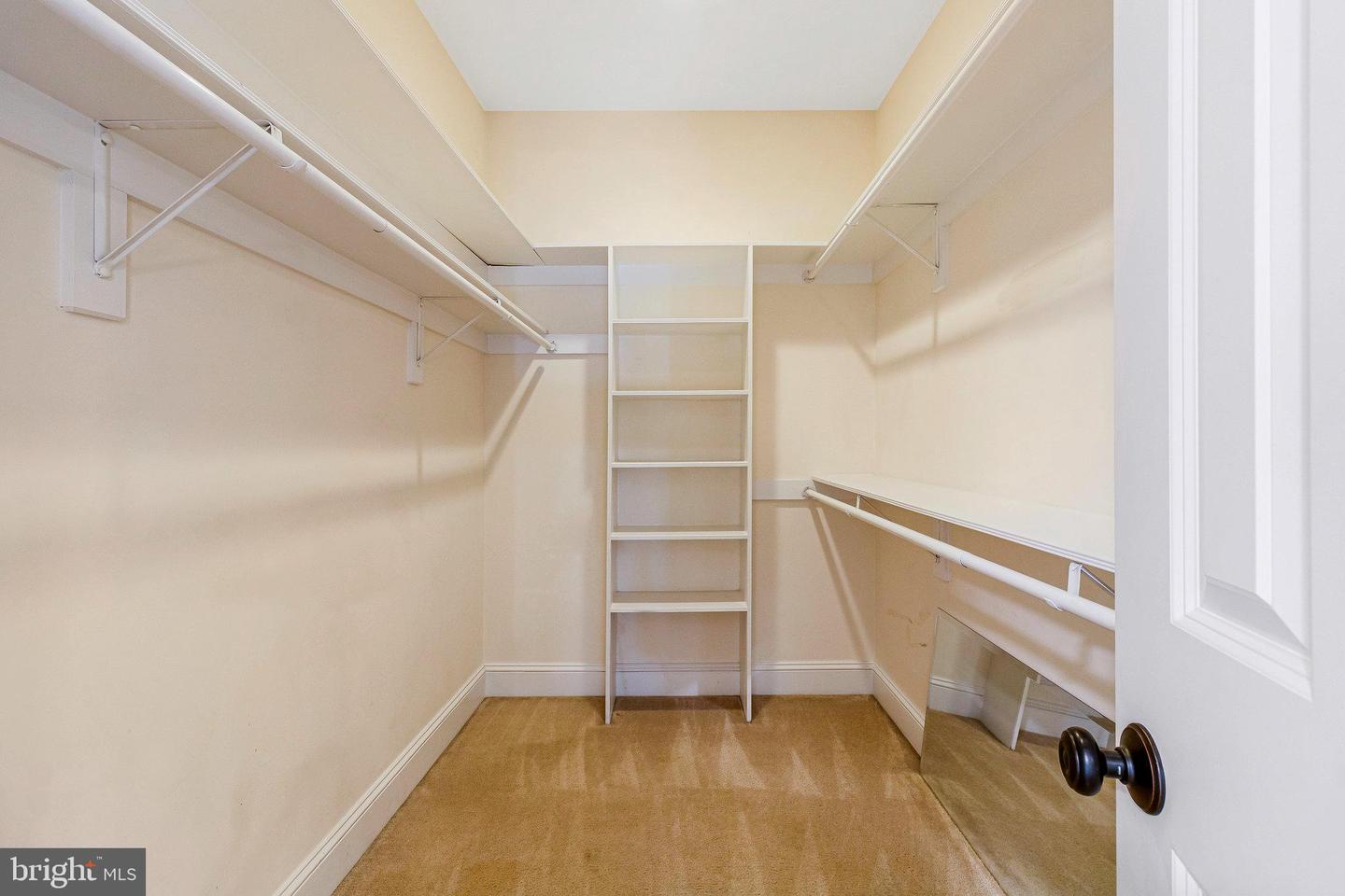 2504 SHERWOOD HALL LN, ALEXANDRIA, Virginia 22306, 5 Bedrooms Bedrooms, ,4 BathroomsBathrooms,Residential,For sale,2504 SHERWOOD HALL LN,VAFX2230476 MLS # VAFX2230476