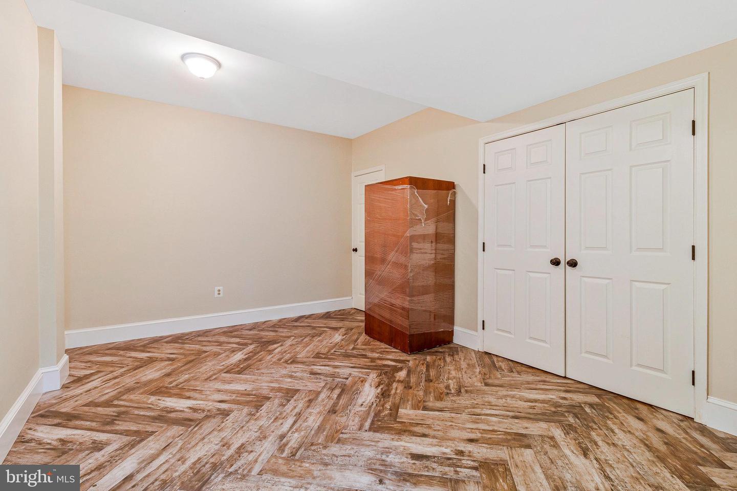 2504 SHERWOOD HALL LN, ALEXANDRIA, Virginia 22306, 5 Bedrooms Bedrooms, ,4 BathroomsBathrooms,Residential,For sale,2504 SHERWOOD HALL LN,VAFX2230476 MLS # VAFX2230476