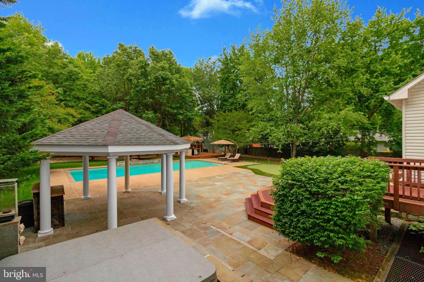 2504 SHERWOOD HALL LN, ALEXANDRIA, Virginia 22306, 5 Bedrooms Bedrooms, ,4 BathroomsBathrooms,Residential,For sale,2504 SHERWOOD HALL LN,VAFX2230476 MLS # VAFX2230476