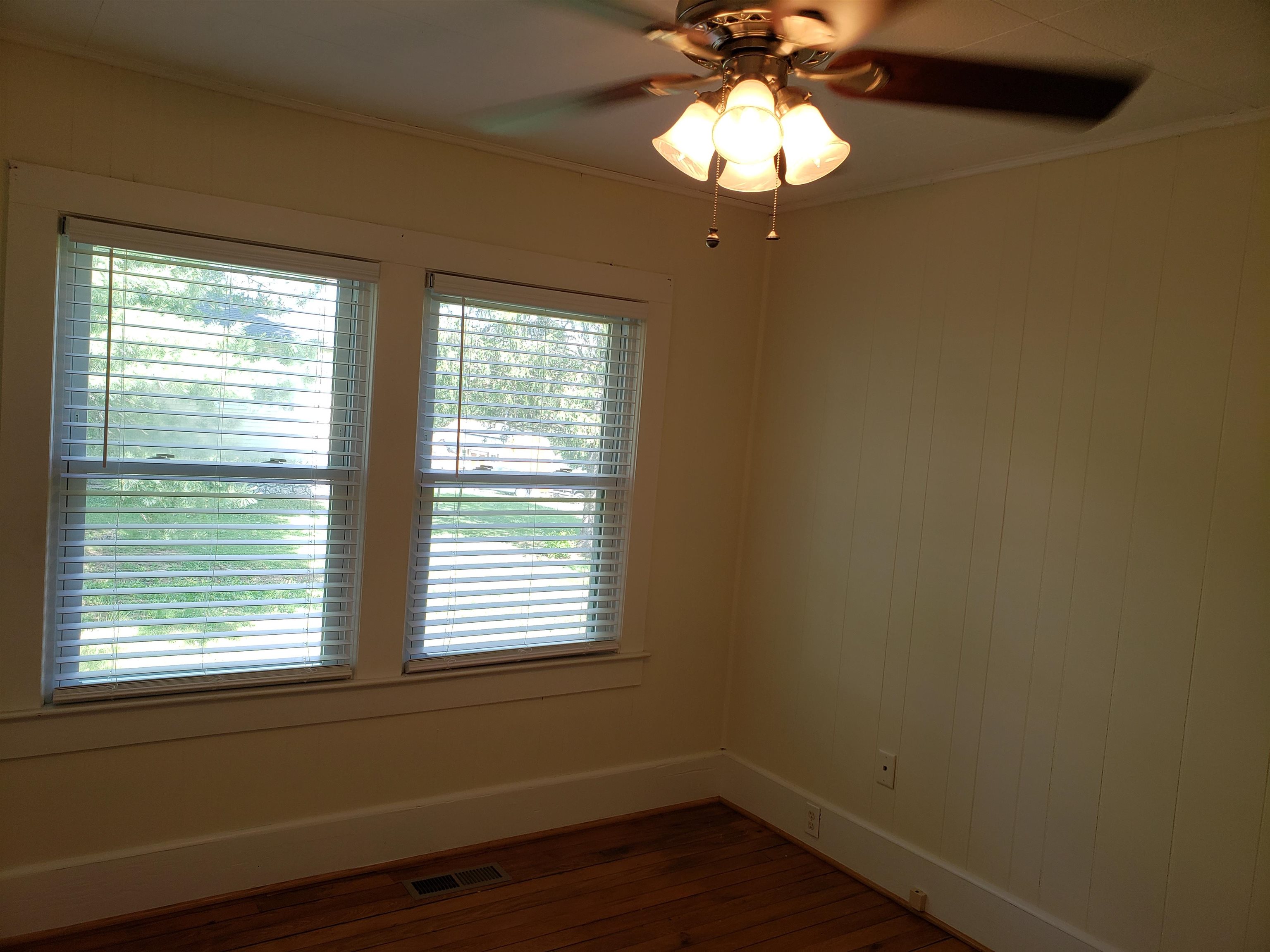 10006 JACKSON RIVER TPKE, BACOVA, Virginia 24412, 3 Bedrooms Bedrooms, ,2 BathroomsBathrooms,Residential,Riner's Bacova Home,10006 JACKSON RIVER TPKE,664851 MLS # 664851