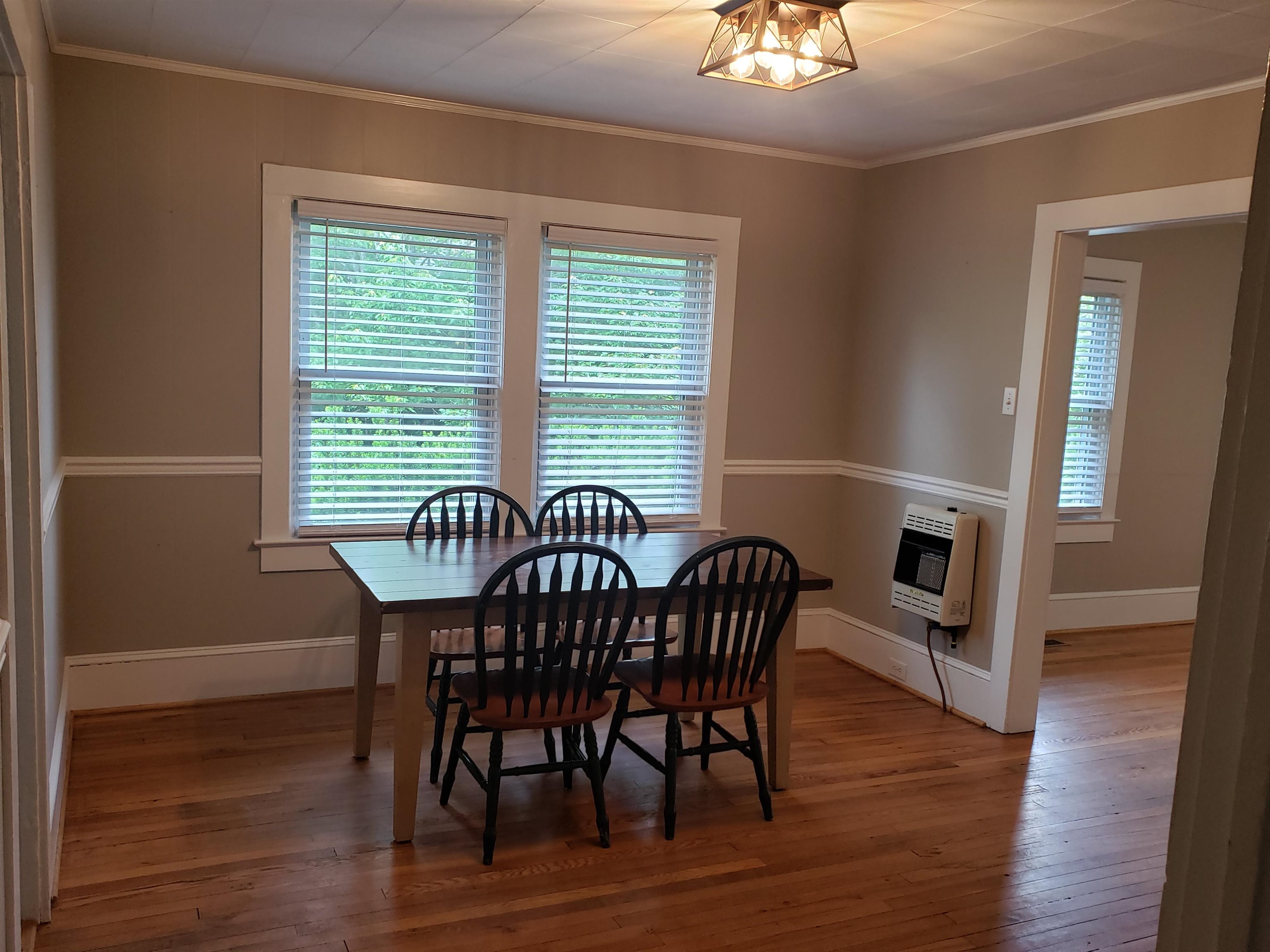 10006 JACKSON RIVER TPKE, BACOVA, Virginia 24412, 3 Bedrooms Bedrooms, ,2 BathroomsBathrooms,Residential,Riner's Bacova Home,10006 JACKSON RIVER TPKE,664851 MLS # 664851