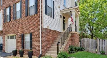 21611 KINGS CROSSING TER, ASHBURN, Virginia 20147, 3 Bedrooms Bedrooms, ,2 BathroomsBathrooms,Residential,For sale,21611 KINGS CROSSING TER,VALO2094424 MLS # VALO2094424