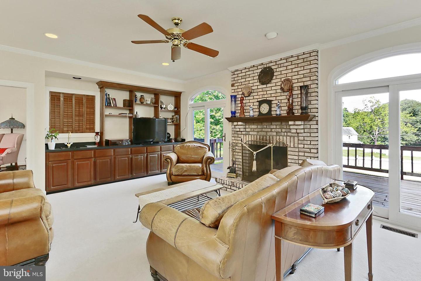 13310 COMPTON RD, CLIFTON, Virginia 20124, 5 Bedrooms Bedrooms, ,4 BathroomsBathrooms,Residential,For sale,13310 COMPTON RD,VAFX2235948 MLS # VAFX2235948