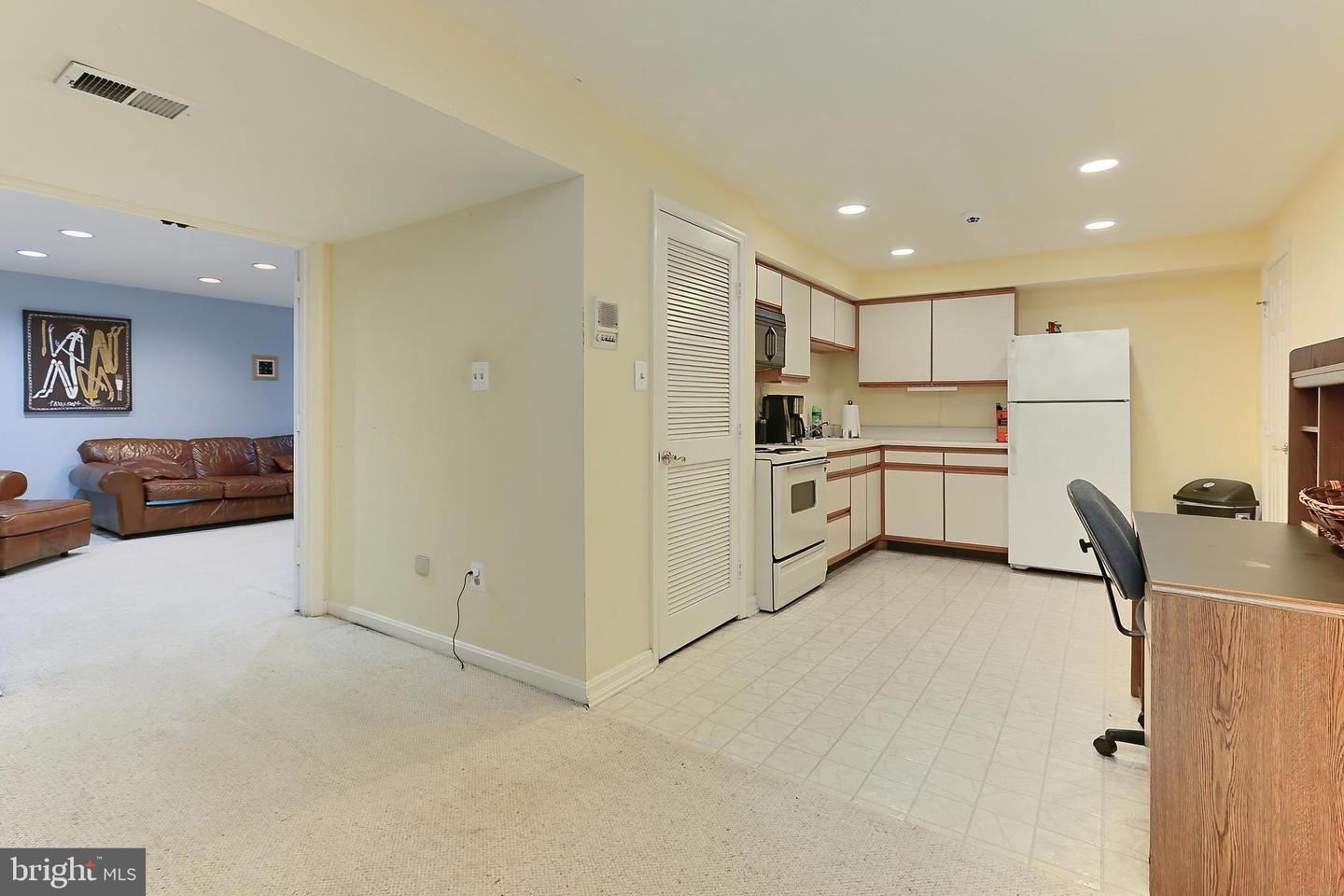 13310 COMPTON RD, CLIFTON, Virginia 20124, 5 Bedrooms Bedrooms, ,4 BathroomsBathrooms,Residential,For sale,13310 COMPTON RD,VAFX2235948 MLS # VAFX2235948