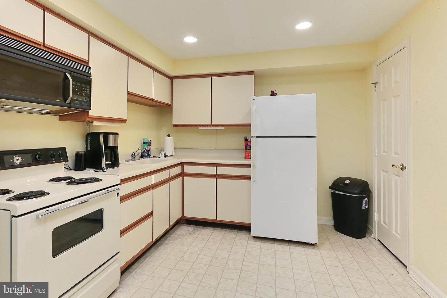 13310 COMPTON RD, CLIFTON, Virginia 20124, 5 Bedrooms Bedrooms, ,4 BathroomsBathrooms,Residential,For sale,13310 COMPTON RD,VAFX2235948 MLS # VAFX2235948