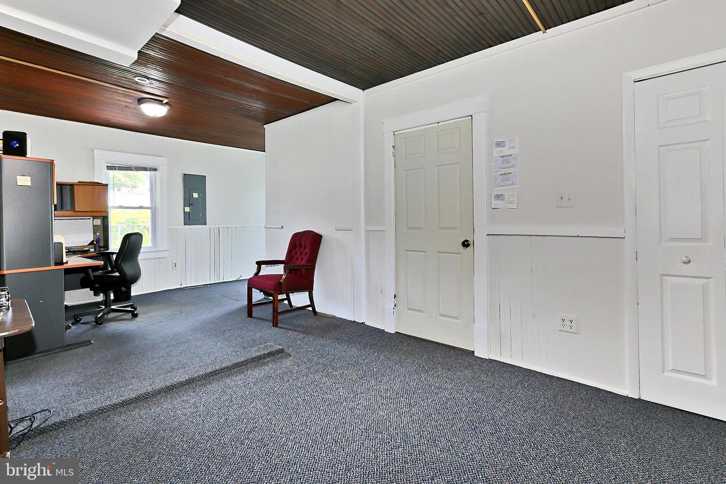 13310 COMPTON RD, CLIFTON, Virginia 20124, 5 Bedrooms Bedrooms, ,4 BathroomsBathrooms,Residential,For sale,13310 COMPTON RD,VAFX2235948 MLS # VAFX2235948