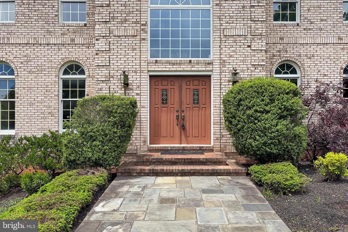 13310 COMPTON RD, CLIFTON, Virginia 20124, 5 Bedrooms Bedrooms, ,4 BathroomsBathrooms,Residential,For sale,13310 COMPTON RD,VAFX2235948 MLS # VAFX2235948