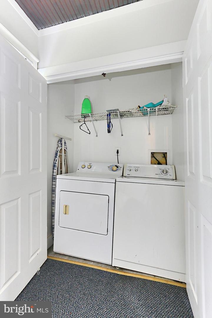 13310 COMPTON RD, CLIFTON, Virginia 20124, 5 Bedrooms Bedrooms, ,4 BathroomsBathrooms,Residential,For sale,13310 COMPTON RD,VAFX2235948 MLS # VAFX2235948