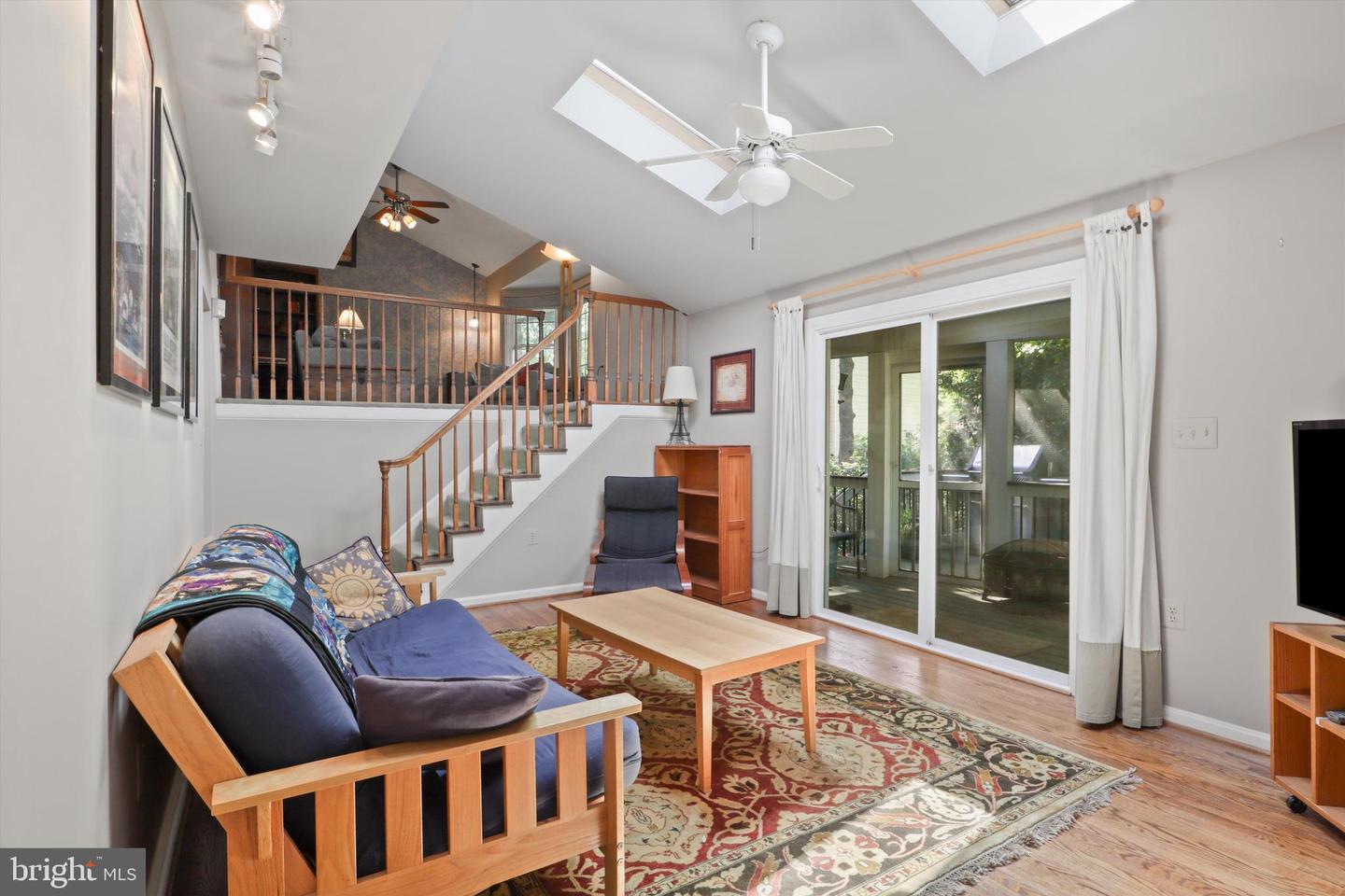 1602 BLACKSMITH LN, HERNDON, Virginia 20170, 5 Bedrooms Bedrooms, ,3 BathroomsBathrooms,Residential,For sale,1602 BLACKSMITH LN,VAFX2237040 MLS # VAFX2237040