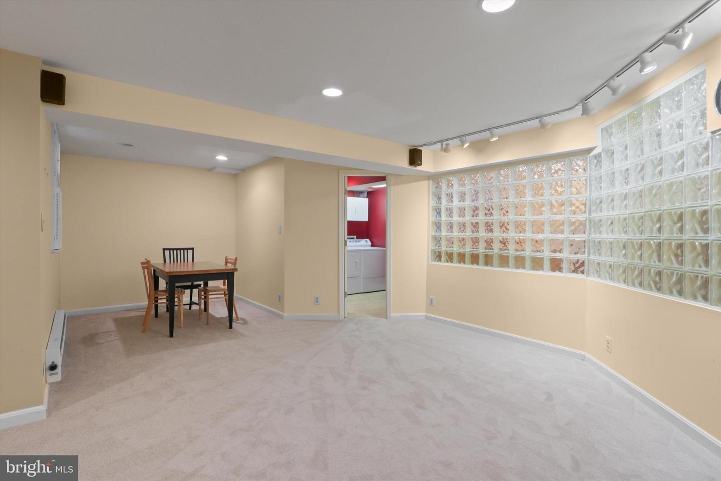 1602 BLACKSMITH LN, HERNDON, Virginia 20170, 5 Bedrooms Bedrooms, ,3 BathroomsBathrooms,Residential,For sale,1602 BLACKSMITH LN,VAFX2237040 MLS # VAFX2237040