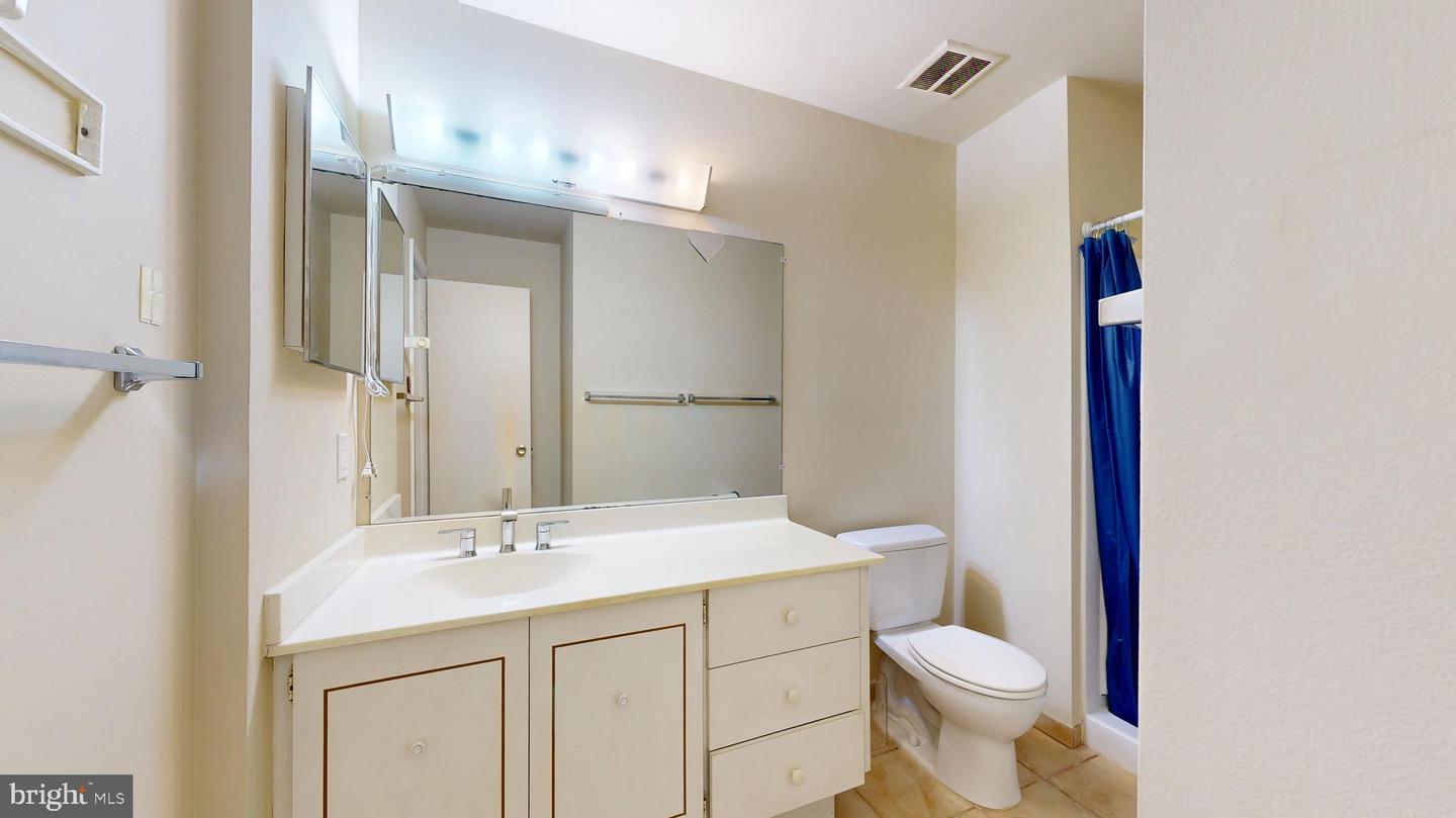 732 HUNTER CT SW, VIENNA, Virginia 22180, 3 Bedrooms Bedrooms, ,2 BathroomsBathrooms,Residential,For sale,732 HUNTER CT SW,VAFX2238326 MLS # VAFX2238326