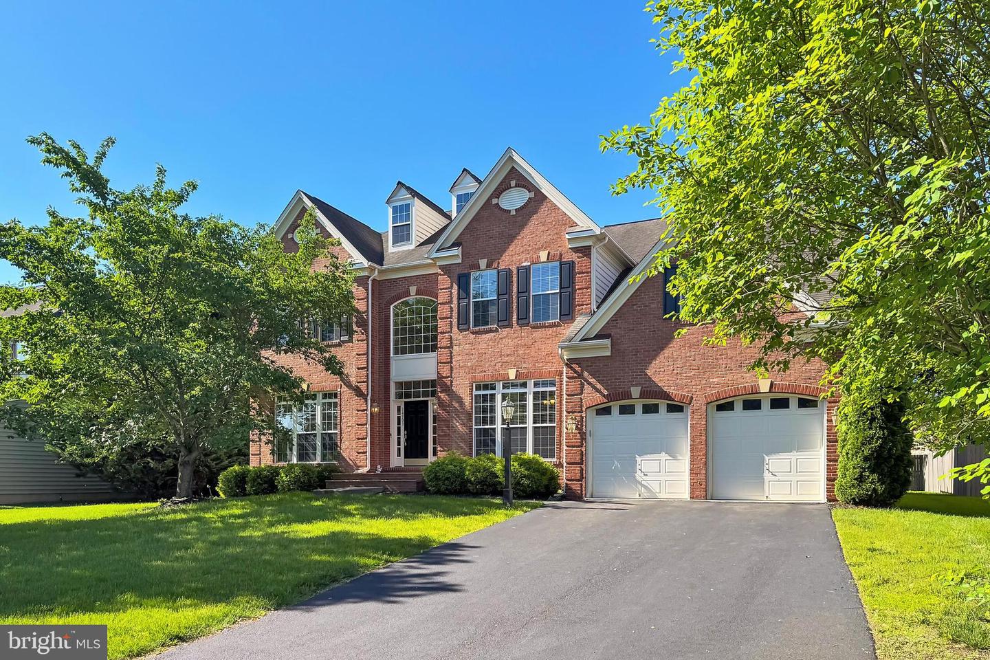 14903 MARLBANK PL, HAYMARKET, Virginia 20169, 4 Bedrooms Bedrooms, ,4 BathroomsBathrooms,Residential,For sale,14903 MARLBANK PL,VAPW2093838 MLS # VAPW2093838