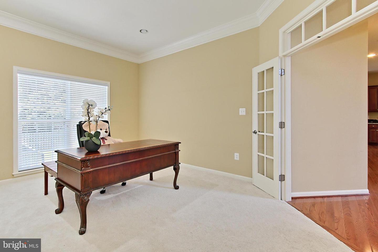 14903 MARLBANK PL, HAYMARKET, Virginia 20169, 4 Bedrooms Bedrooms, ,4 BathroomsBathrooms,Residential,For sale,14903 MARLBANK PL,VAPW2093838 MLS # VAPW2093838