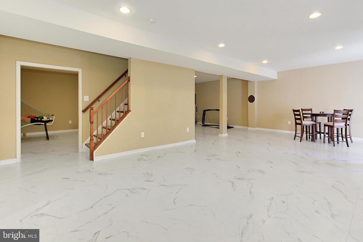 14903 MARLBANK PL, HAYMARKET, Virginia 20169, 4 Bedrooms Bedrooms, ,4 BathroomsBathrooms,Residential,For sale,14903 MARLBANK PL,VAPW2093838 MLS # VAPW2093838